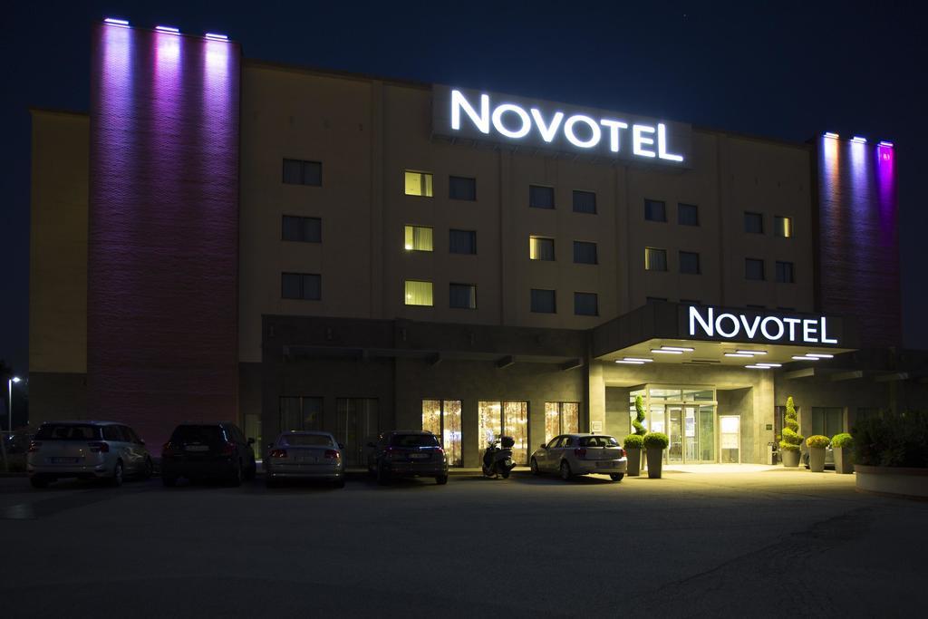 Novotel Milano Malpensa Aeroporto Cardano Al Campo Esterno foto