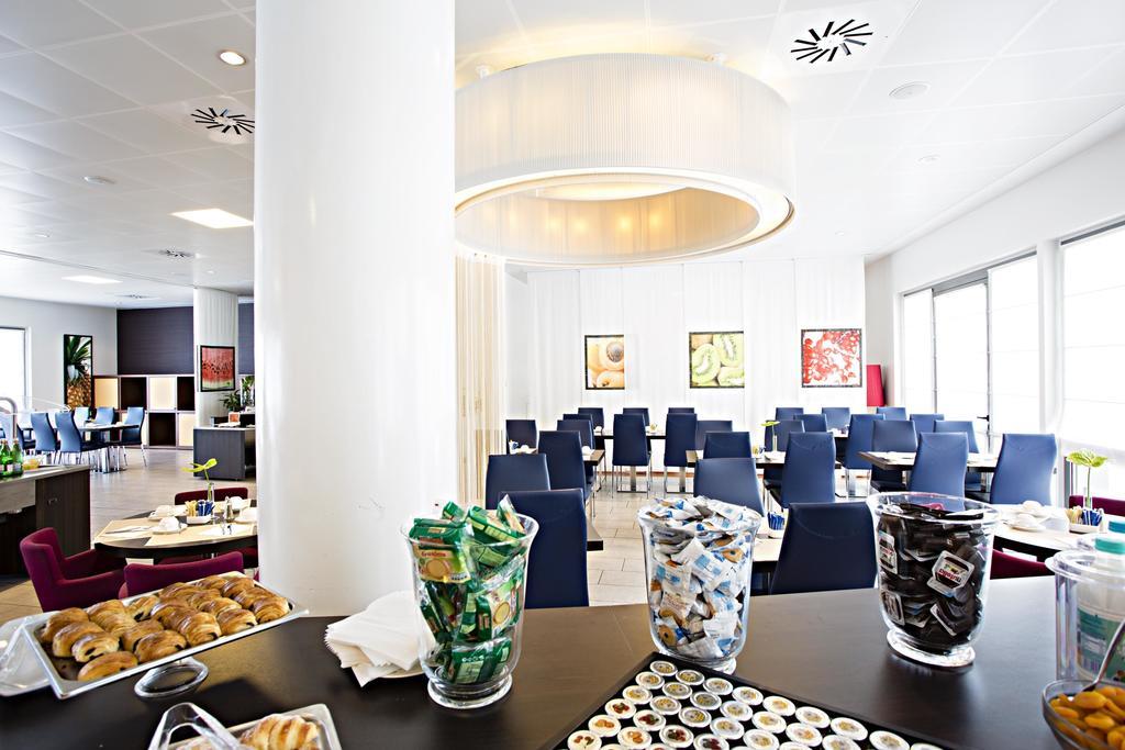 Novotel Milano Malpensa Aeroporto Cardano Al Campo Esterno foto